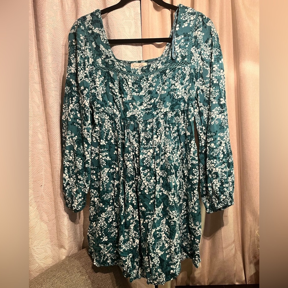 Jessica Simpson Floral Mini Dress- Size M- 100% Rayon